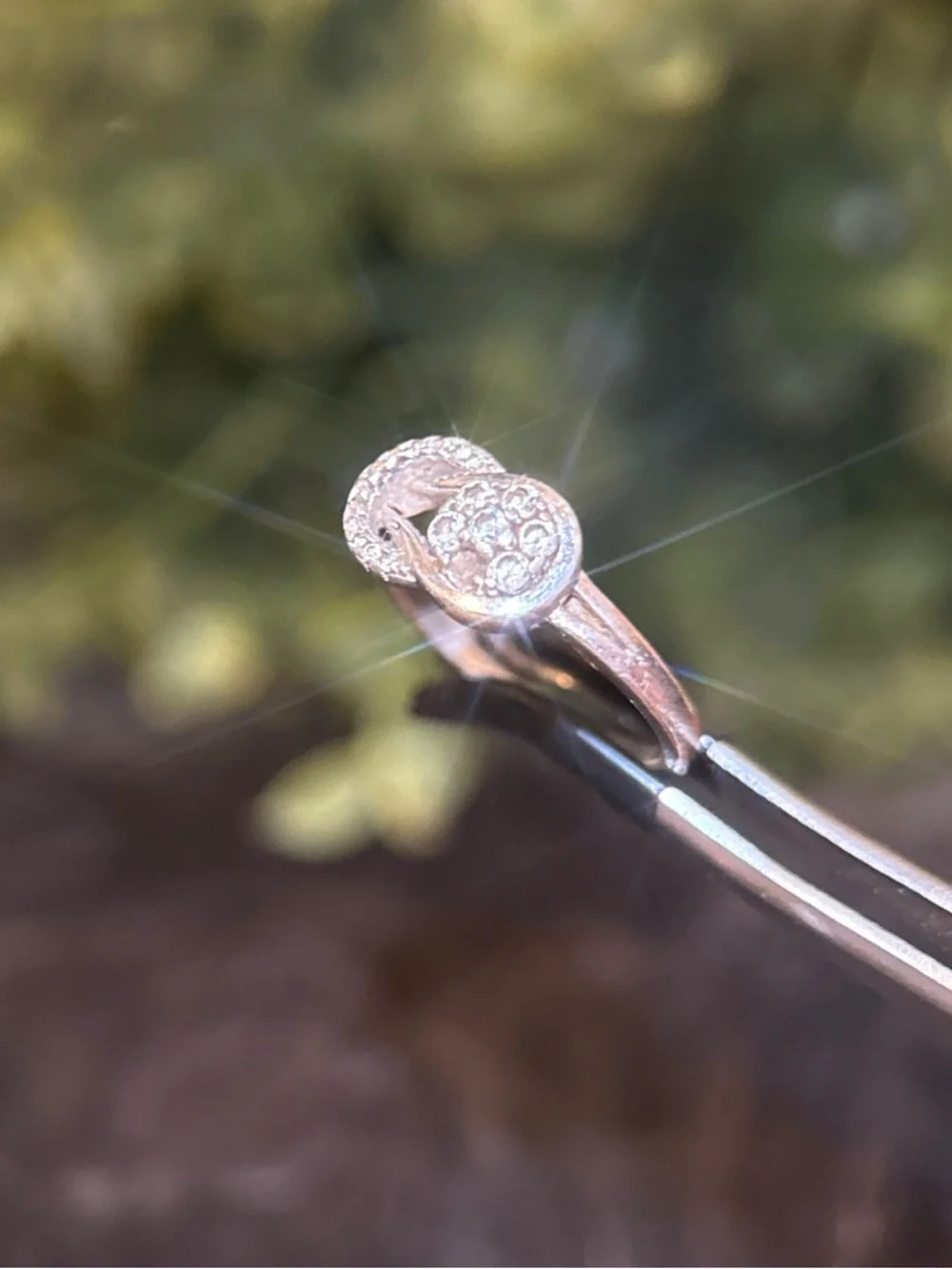 Sterling Silver‎ Infinity Cluster Ring (Missing 1 Stone)